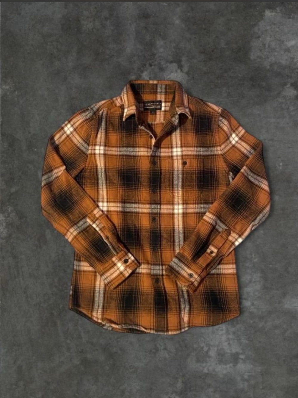 Aeropostale Men’s Black and Brown Plaid Button-Down Shirt
